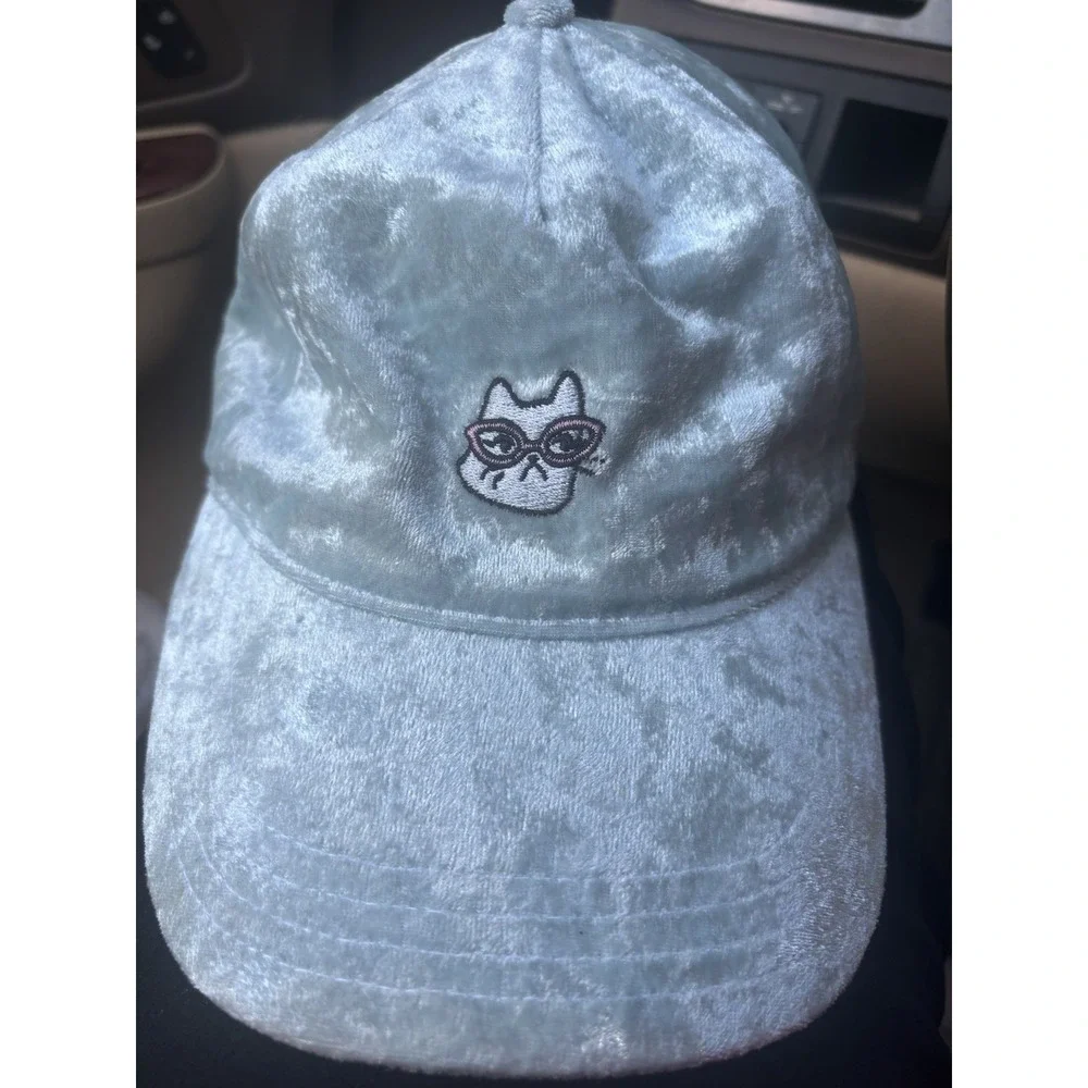Women's Mint Green Velvet Hat With A Cat Wearing Pink Glasses Adjustable Clean - Picture 2 of 5